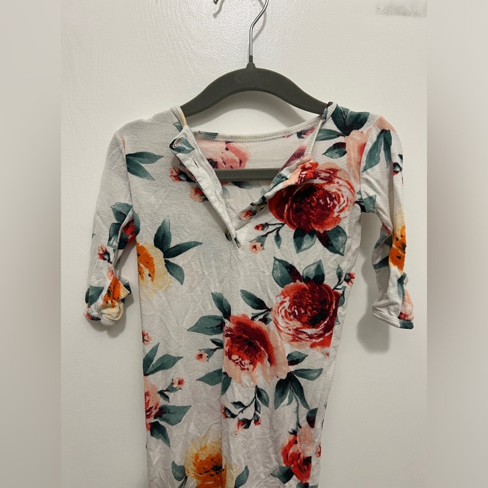 Lou Lou & Company Floral Knotted Gown (Newborn)
